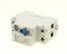 Three-way Plug Adaptor - Bloc Klipo 3 Prises 16a Et Baladeuse Led + 2 Prises Usb (a+c) 2,4a - L: 4 MÈtres